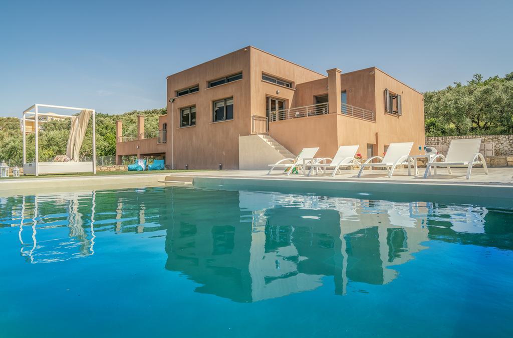 Villa Merovigli - Sea Views & Private Pool, Ideal For Large Groups, By Zantewize Tragaki Exterior photo