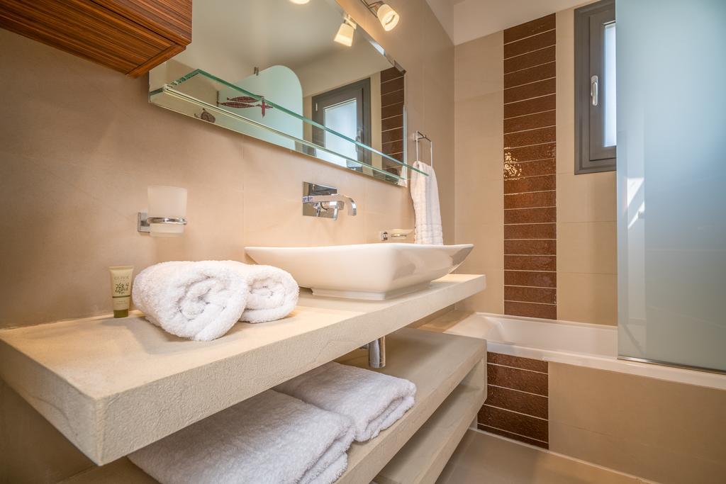 Villa Merovigli - Sea Views & Private Pool, Ideal For Large Groups, By Zantewize Tragaki Exterior photo