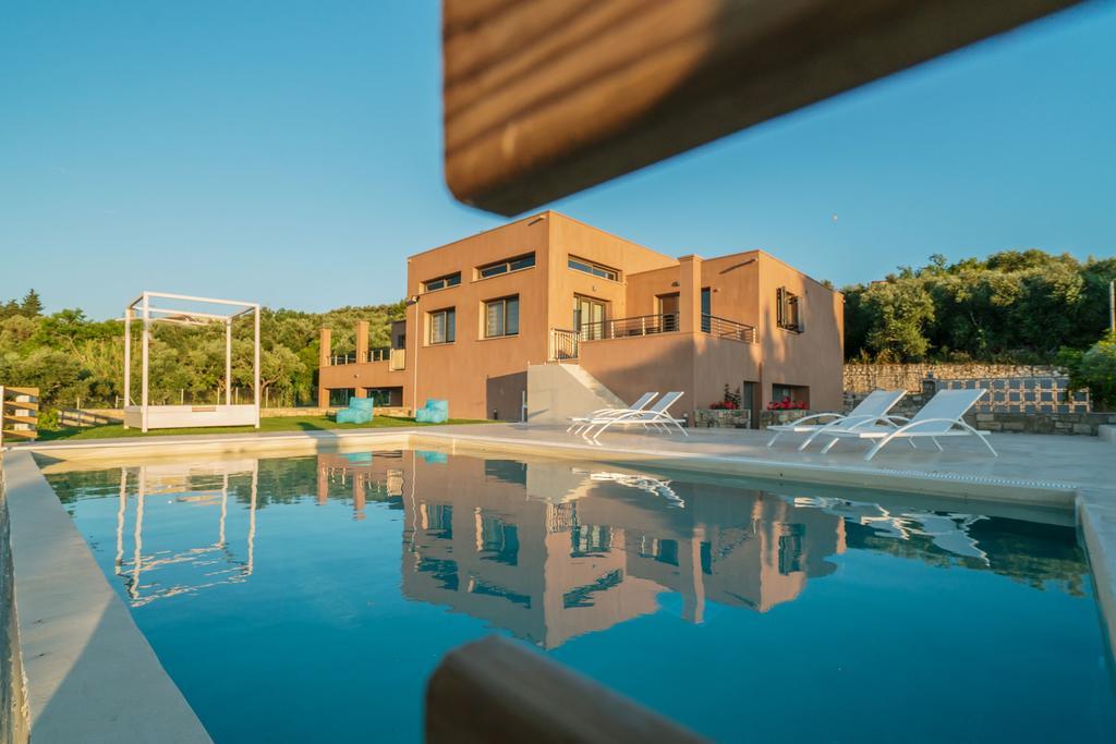 Villa Merovigli - Sea Views & Private Pool, Ideal For Large Groups, By Zantewize Tragaki Exterior photo